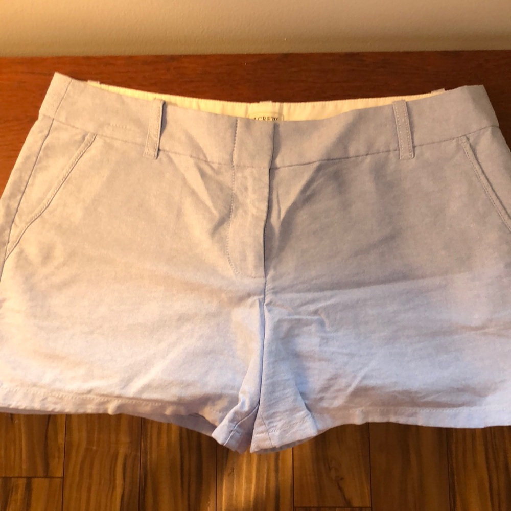 J.Crew women’s 3.5” Classic Chino shorts